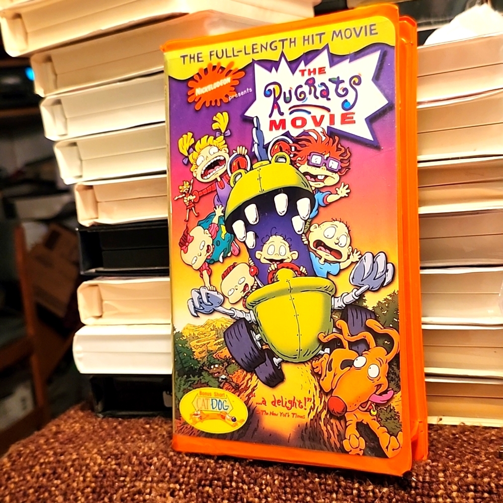 VHS TAPE - "The RUGRATS MOVIE"
